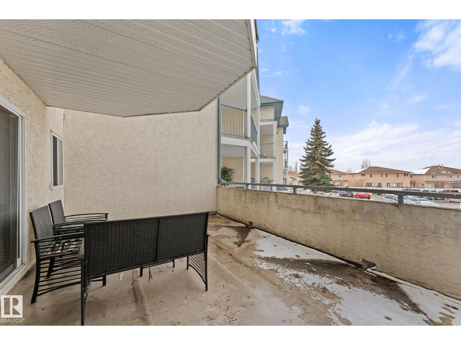 #208 6710 158 AV NW, Edmonton