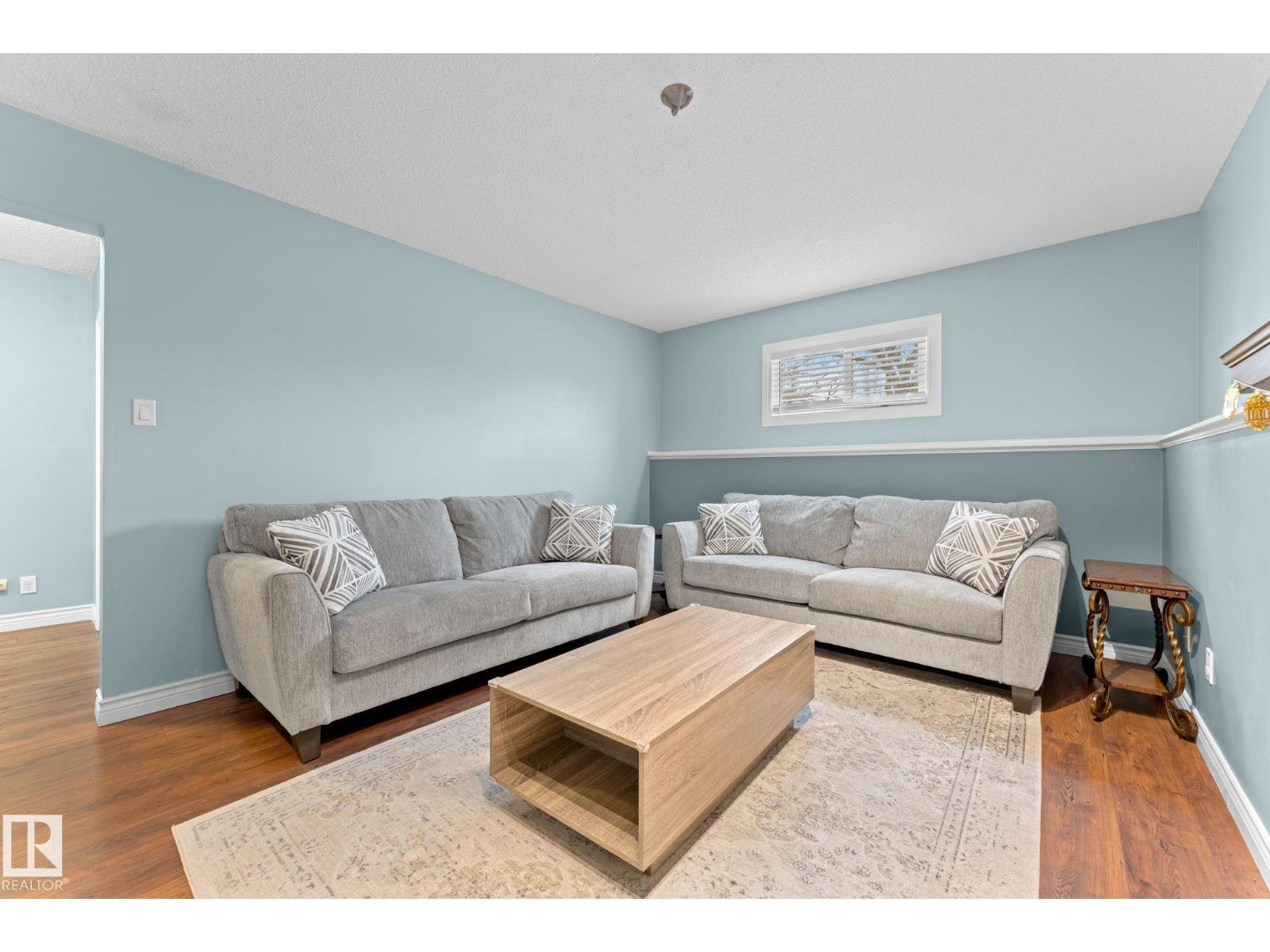 7252 152C AV NW, Edmonton