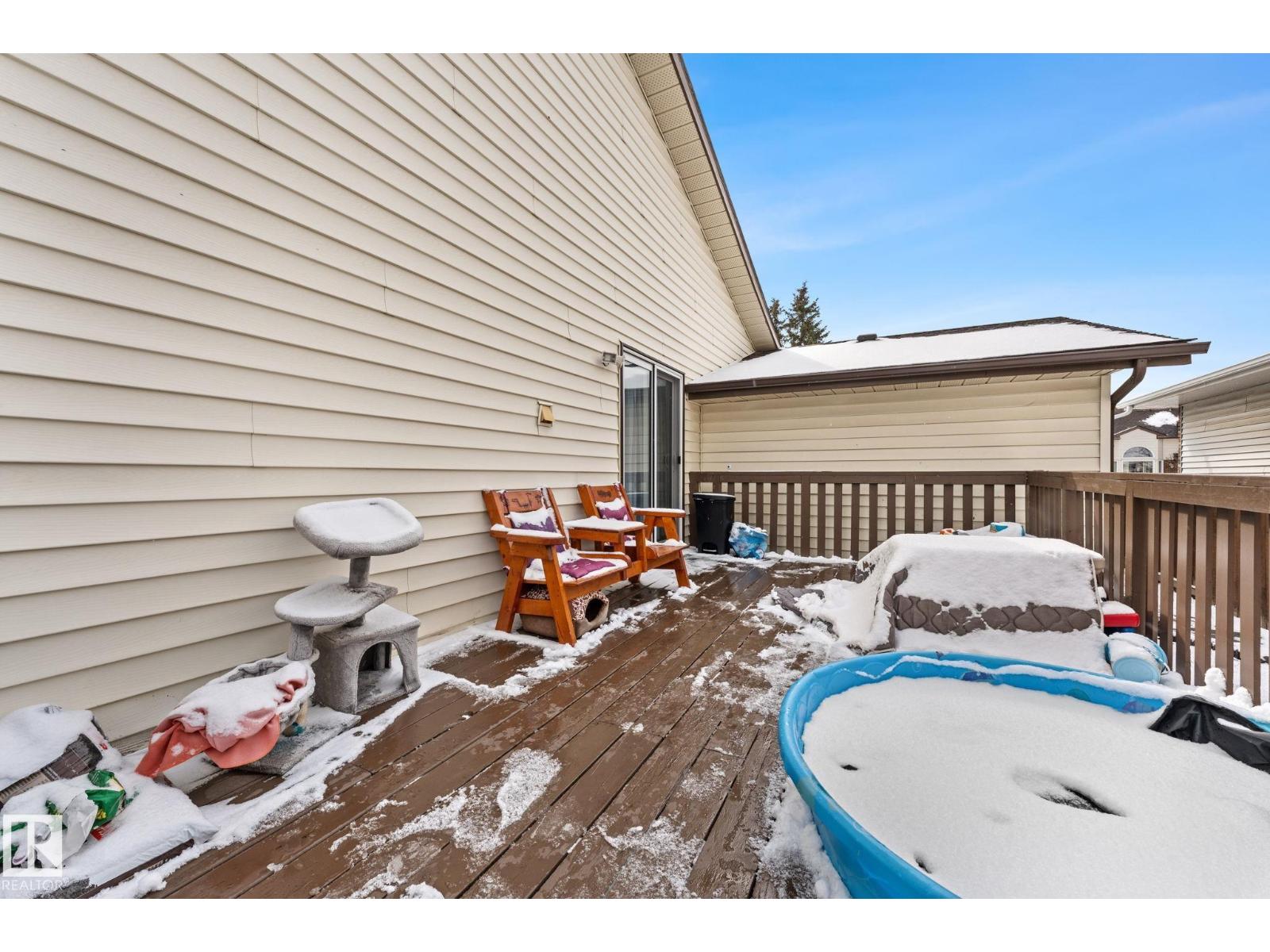 7252 152C AV NW, Edmonton