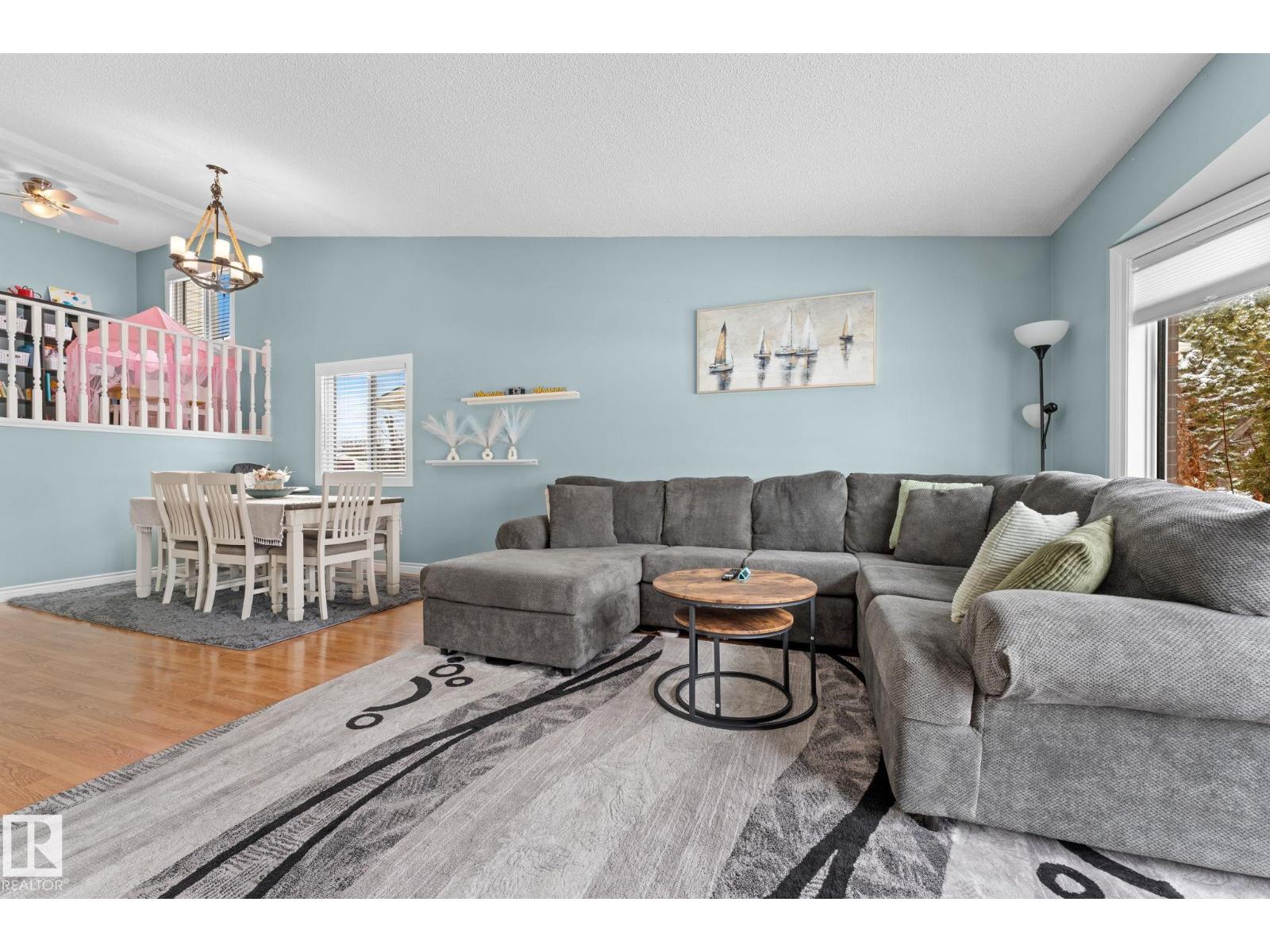 7252 152C AV NW, Edmonton