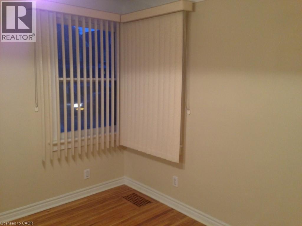 21 WEST Street, Dundas, Ontario, L9H1J4 — Photo 4