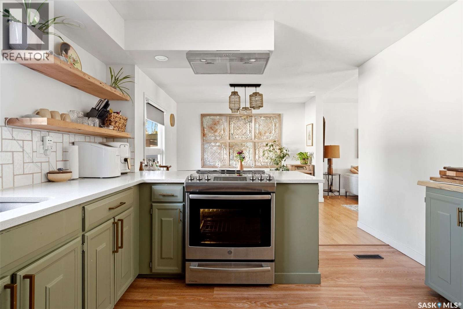 89 PATTERSON DRIVE - 12