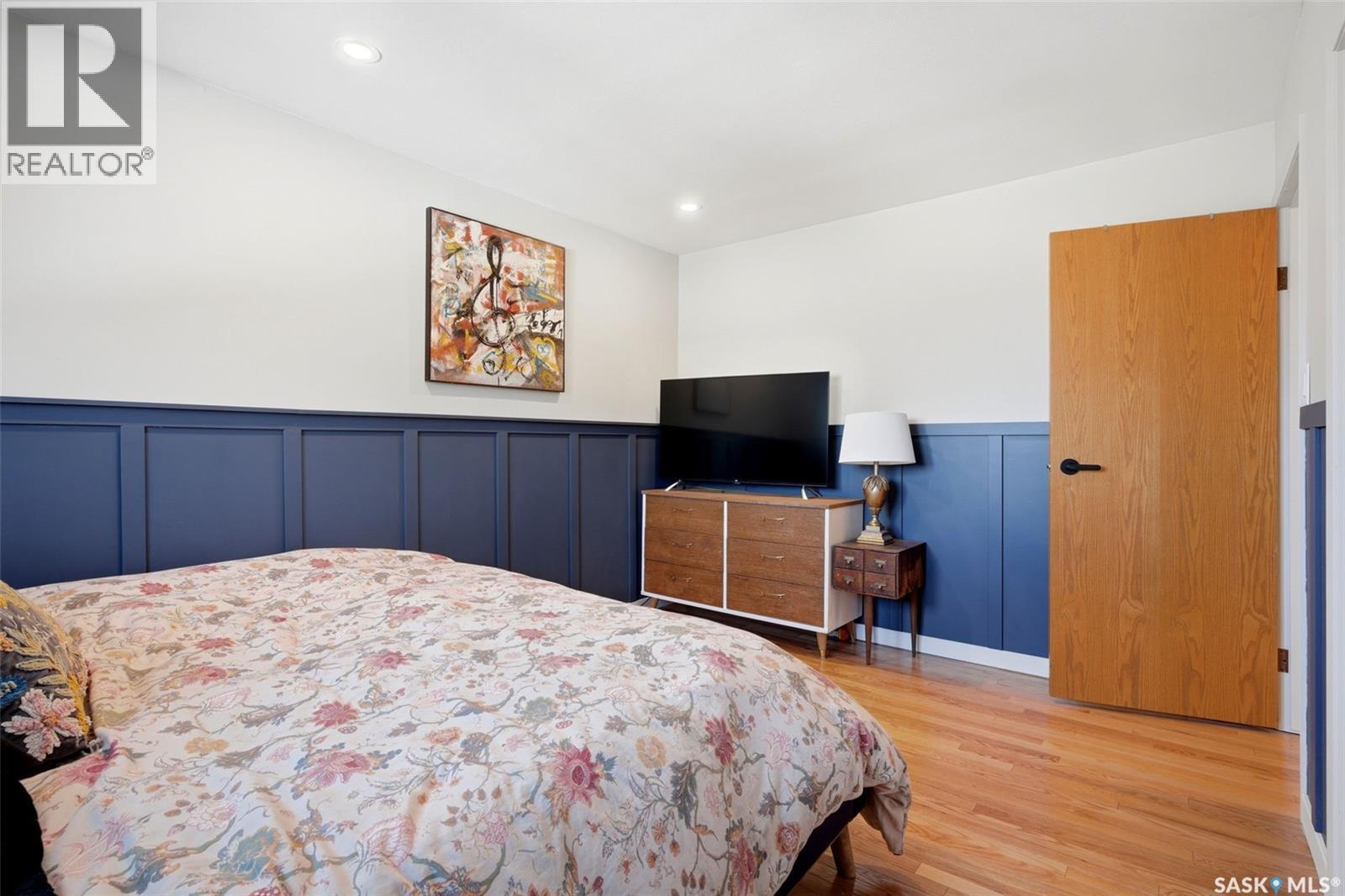 89 PATTERSON DRIVE - 24