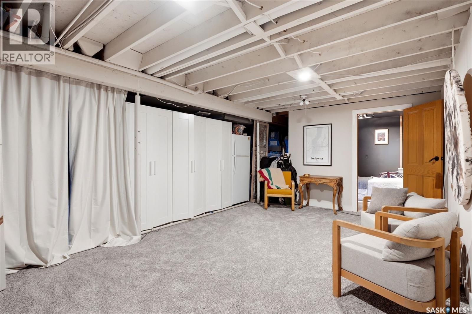 89 PATTERSON DRIVE - 34