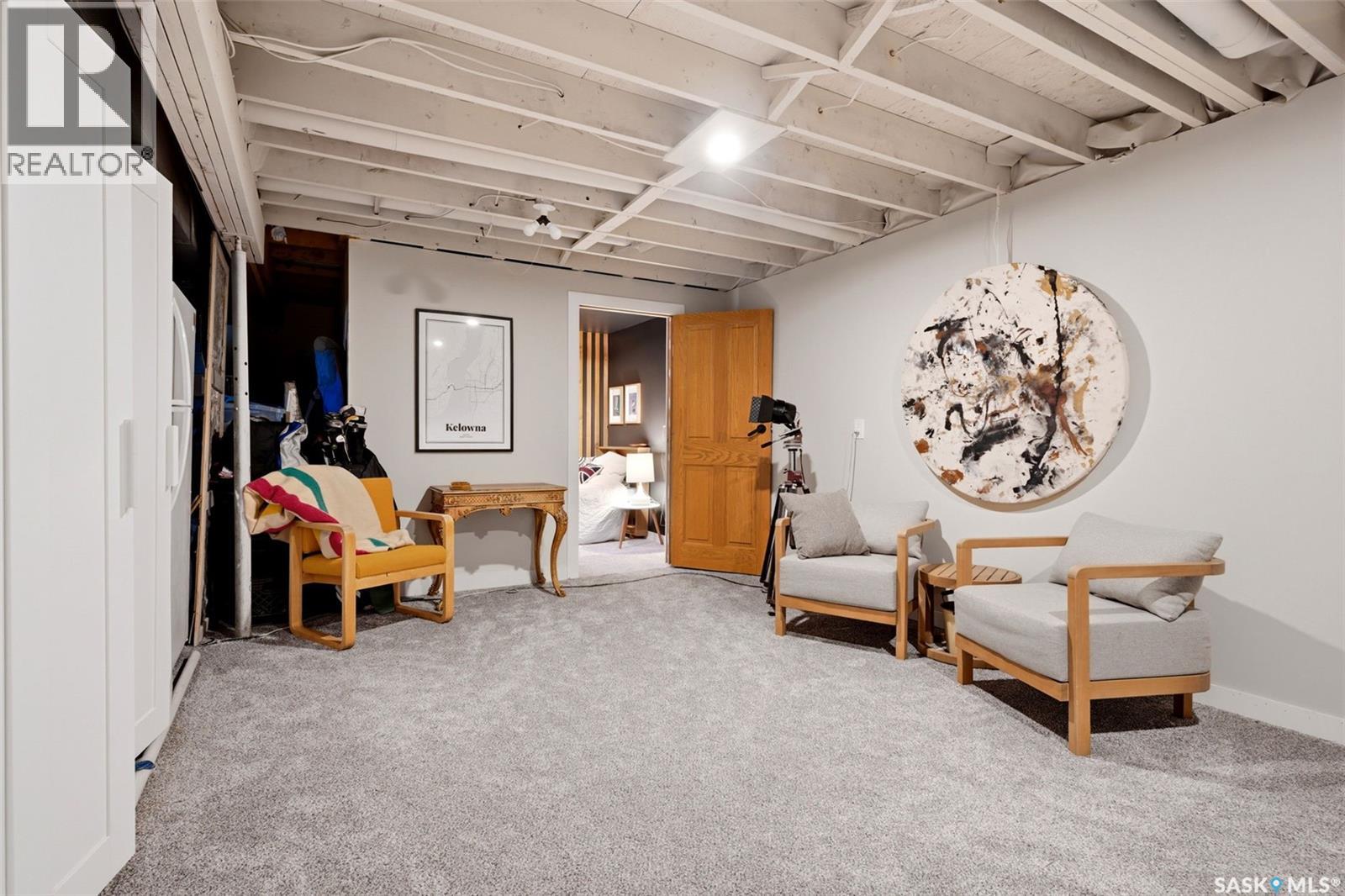 89 PATTERSON DRIVE - 35