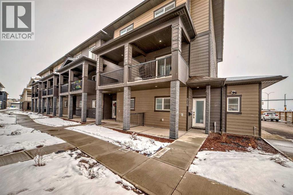 #516 95 SKYVIEW CLOSE NE - 1