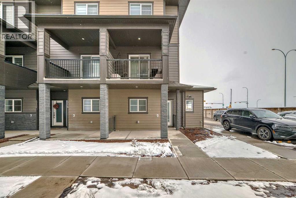 #516 95 SKYVIEW CLOSE NE - 2