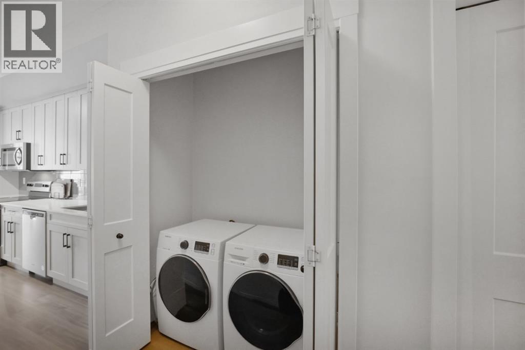 #315 10 SAGE HILL WALK NW - 14