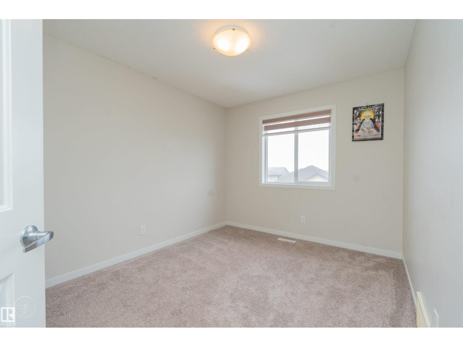 2122 52A ST SW, Edmonton