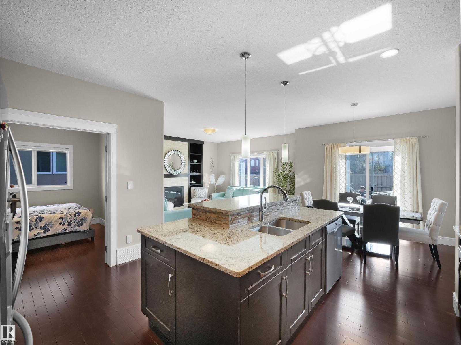 3694 CLAXTON PL SW, Edmonton