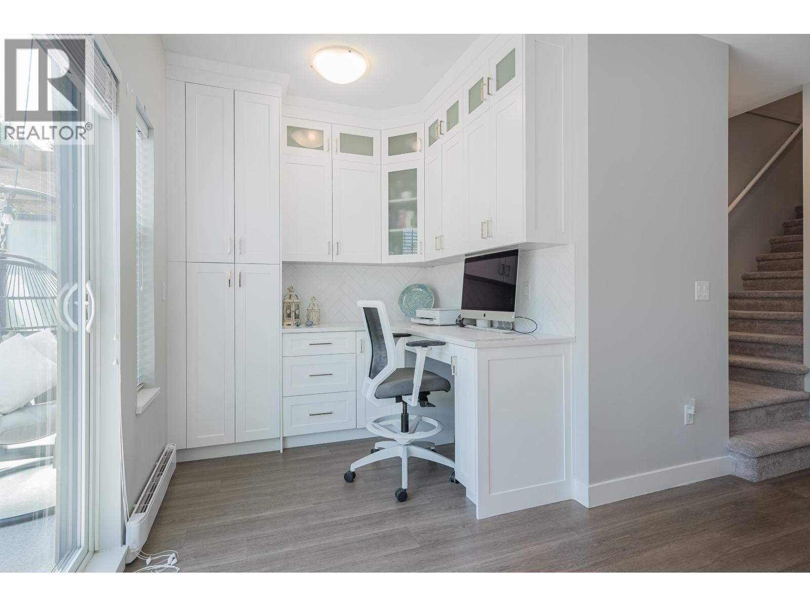 15 1818 HARBOUR STREET, Port Coquitlam