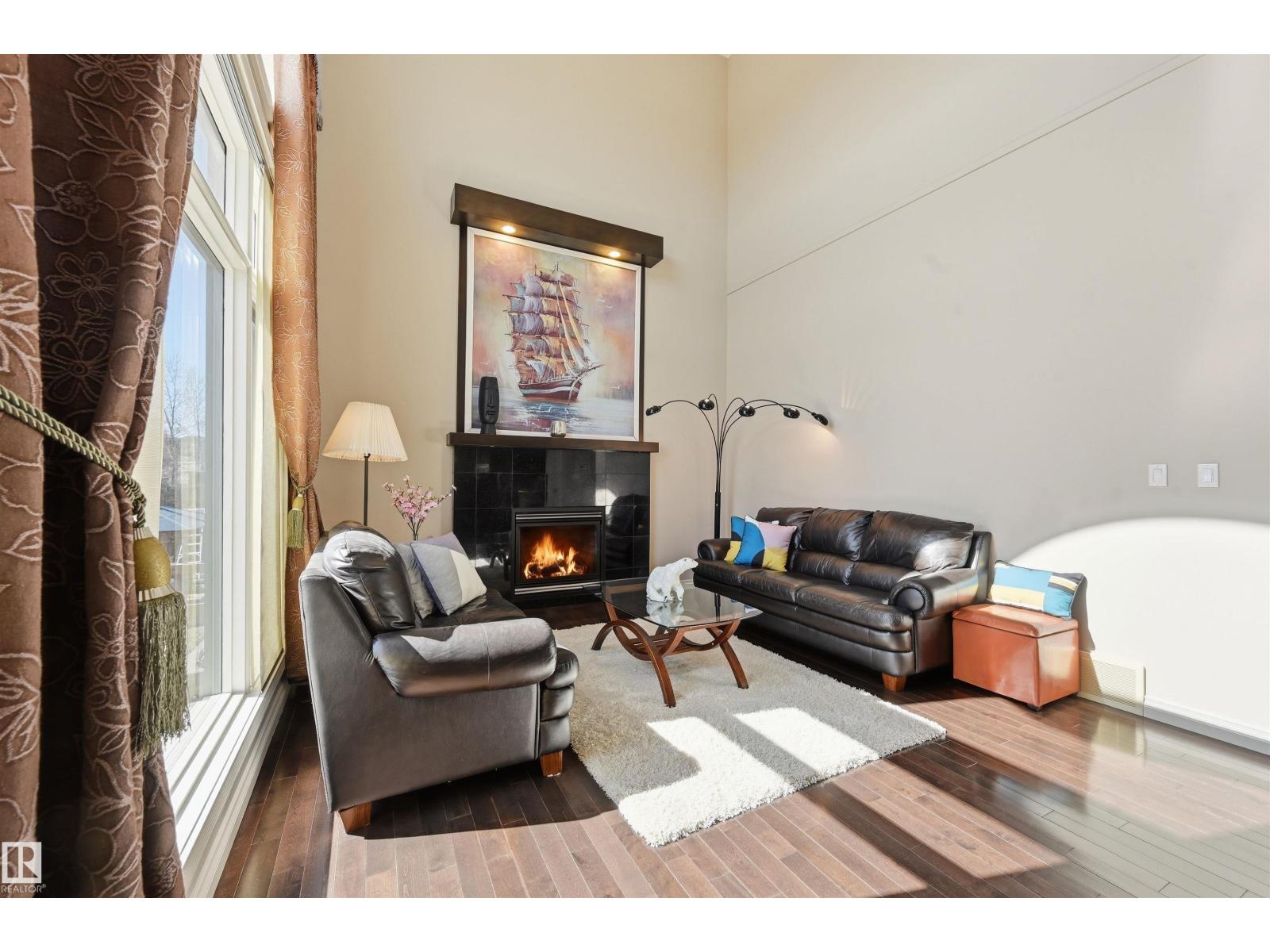 831 HOLLANDS LANDING LD NW, Edmonton