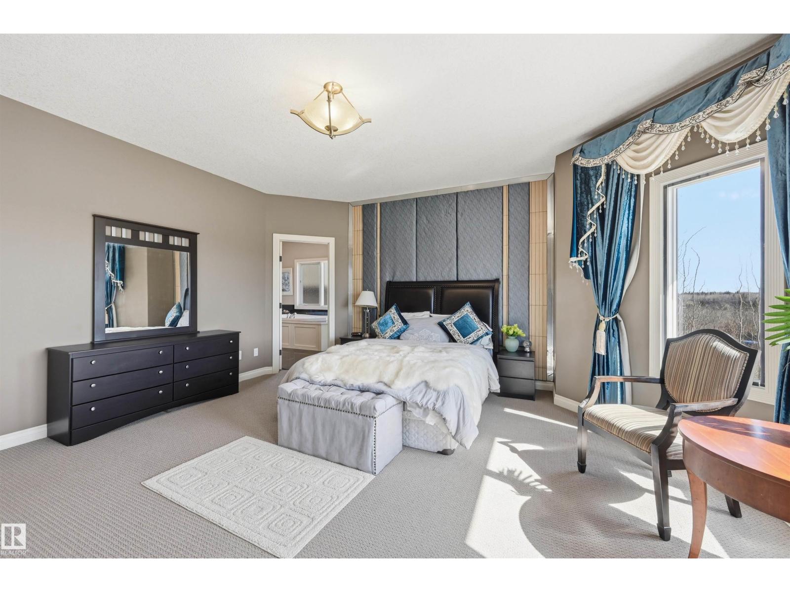 831 HOLLANDS LANDING LD NW, Edmonton