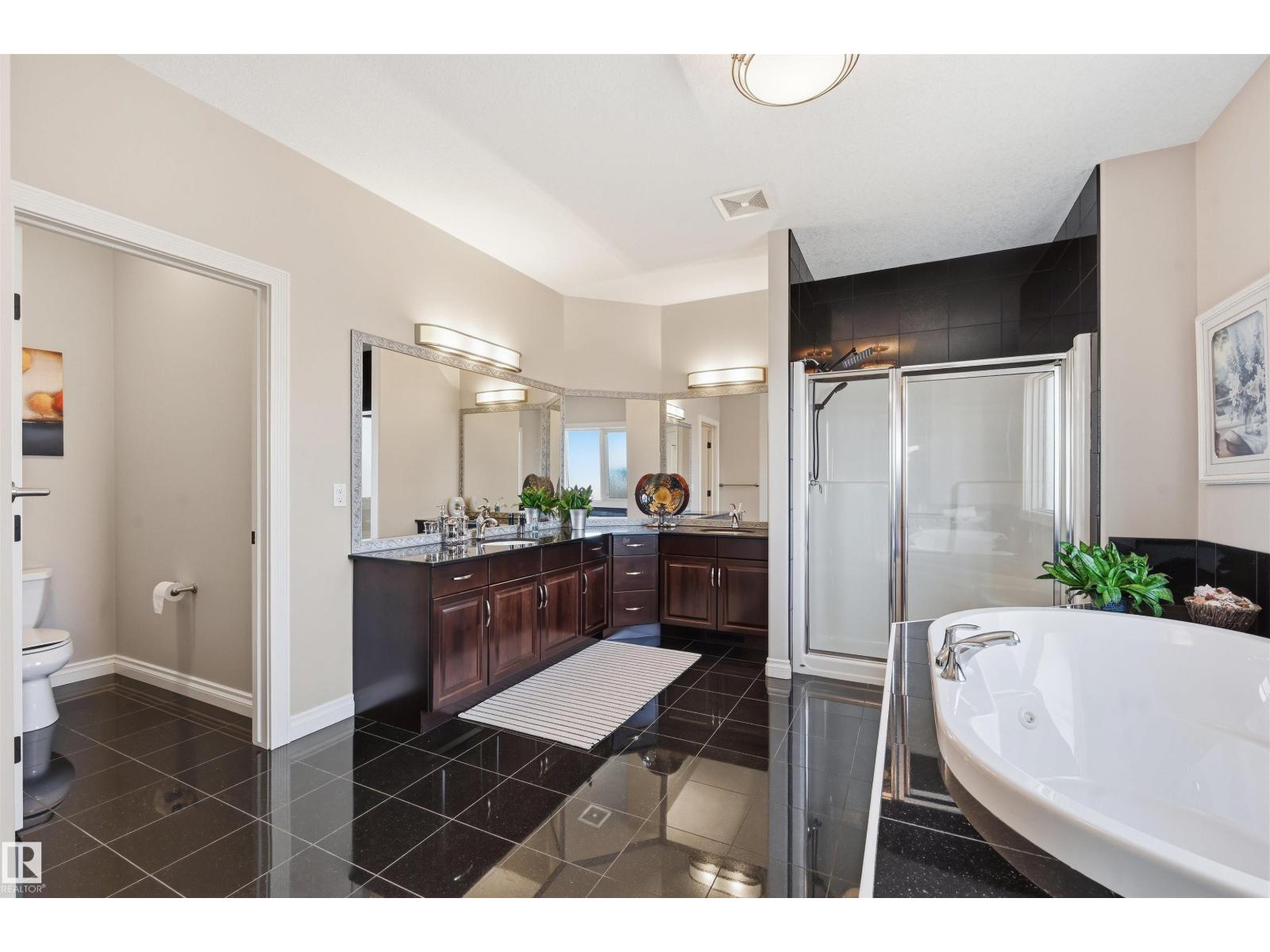 831 HOLLANDS LANDING LD NW, Edmonton