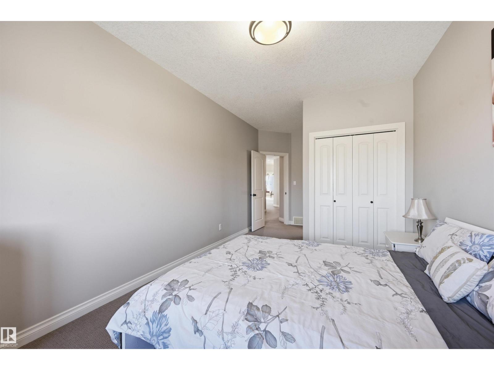 831 HOLLANDS LANDING LD NW, Edmonton