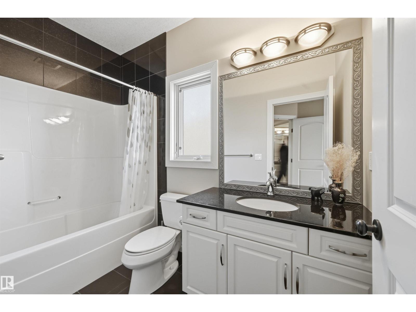 831 HOLLANDS LANDING LD NW, Edmonton