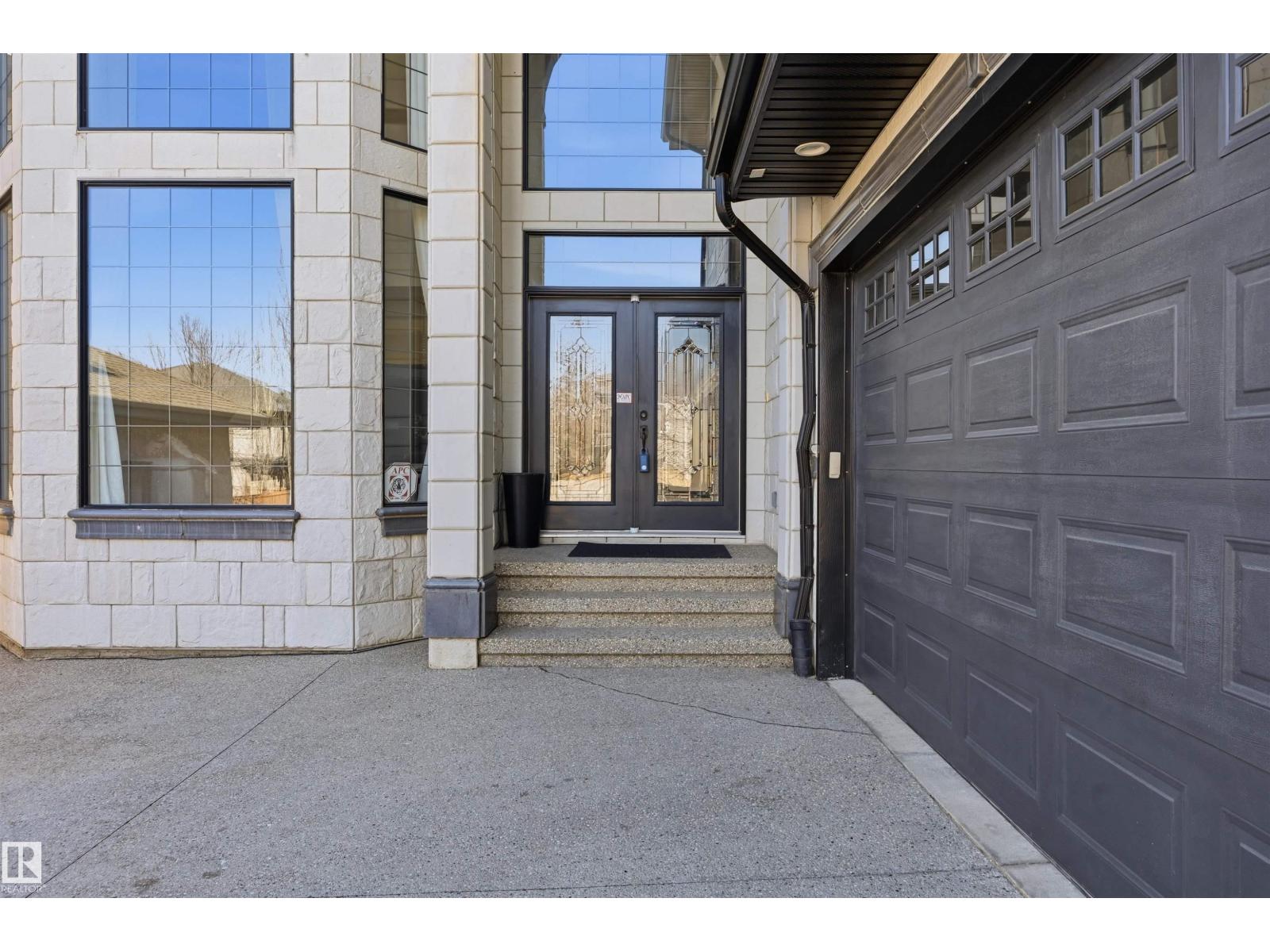 831 HOLLANDS LANDING LD NW, Edmonton