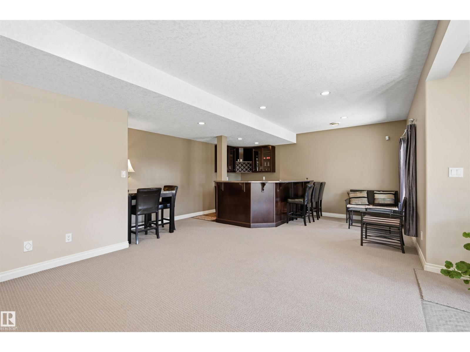 831 HOLLANDS LANDING LD NW, Edmonton