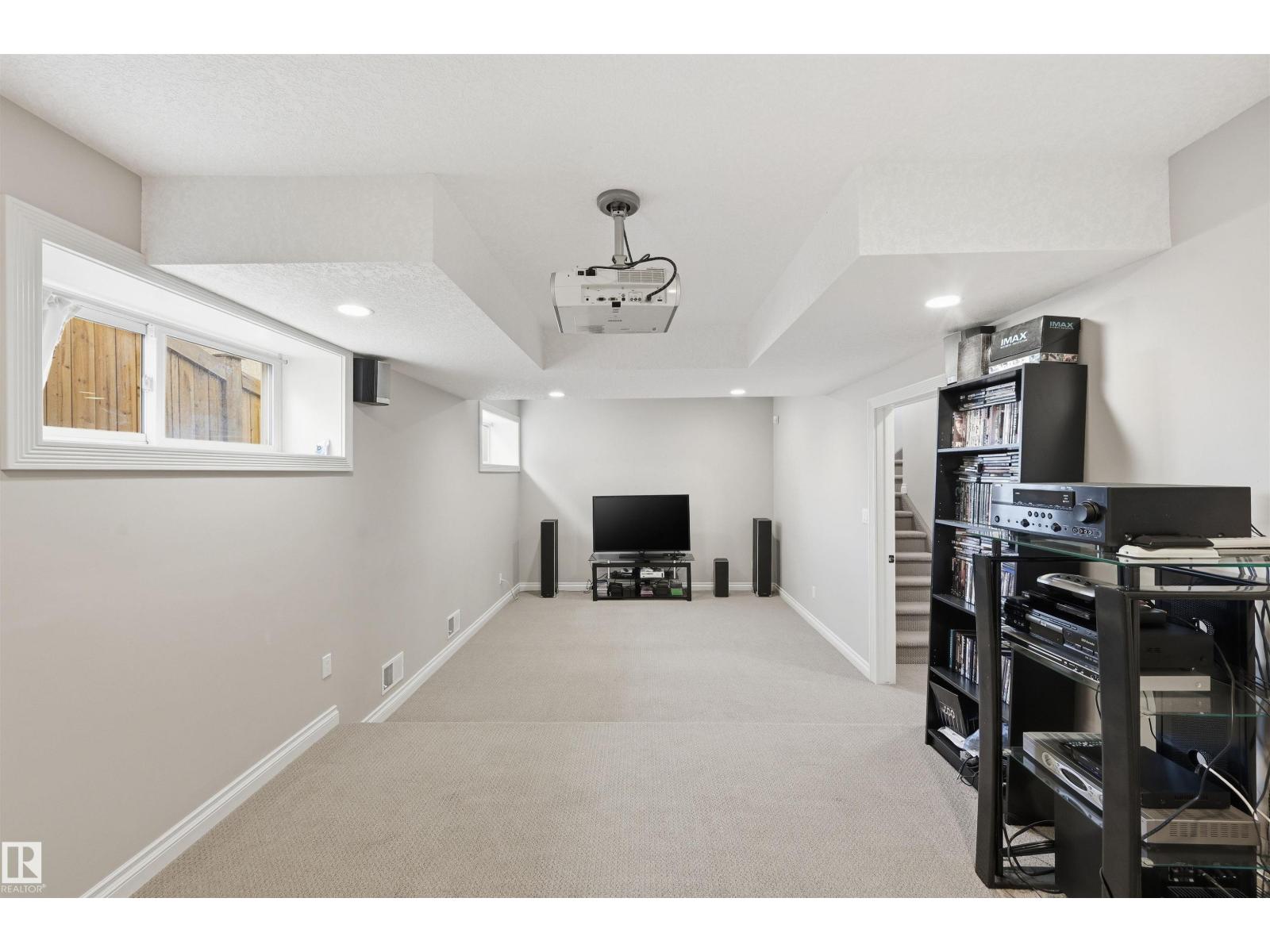 831 HOLLANDS LANDING LD NW, Edmonton