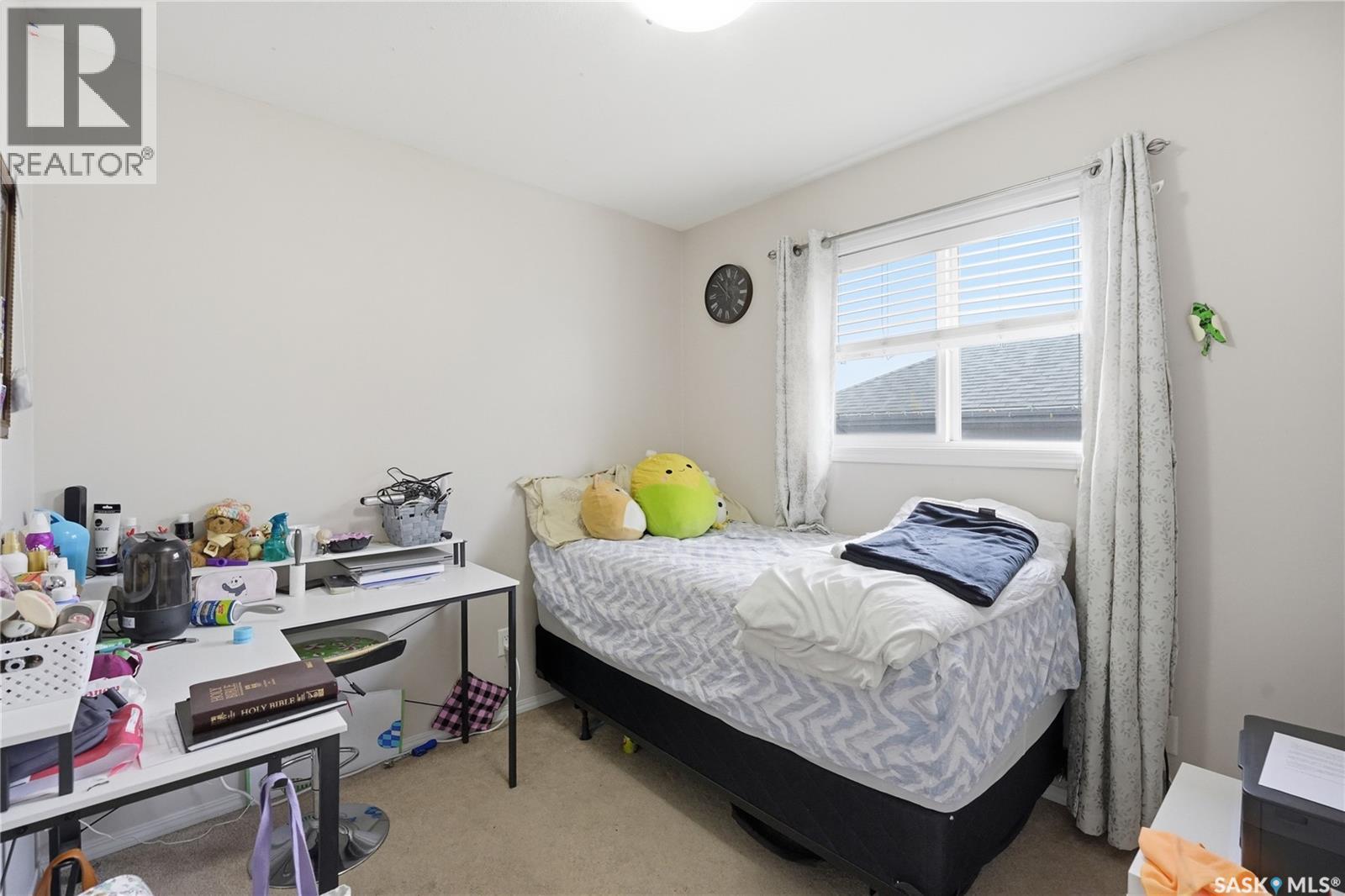 102 WHALLEY CRESCENT - 16