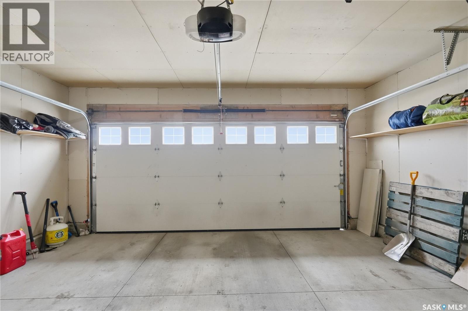 102 WHALLEY CRESCENT - 29