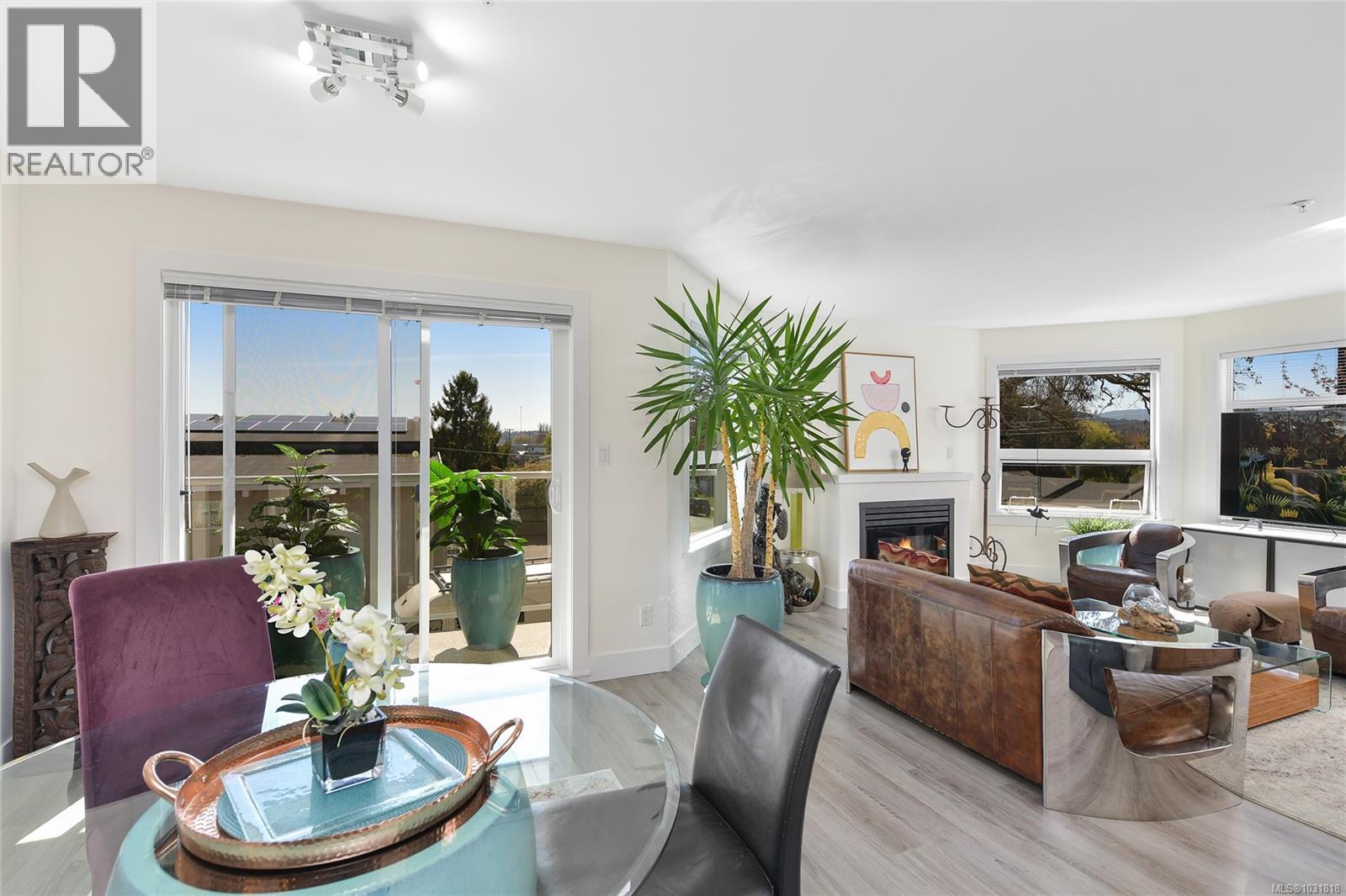 #203 2440 OAKVILLE AVE - Image 2