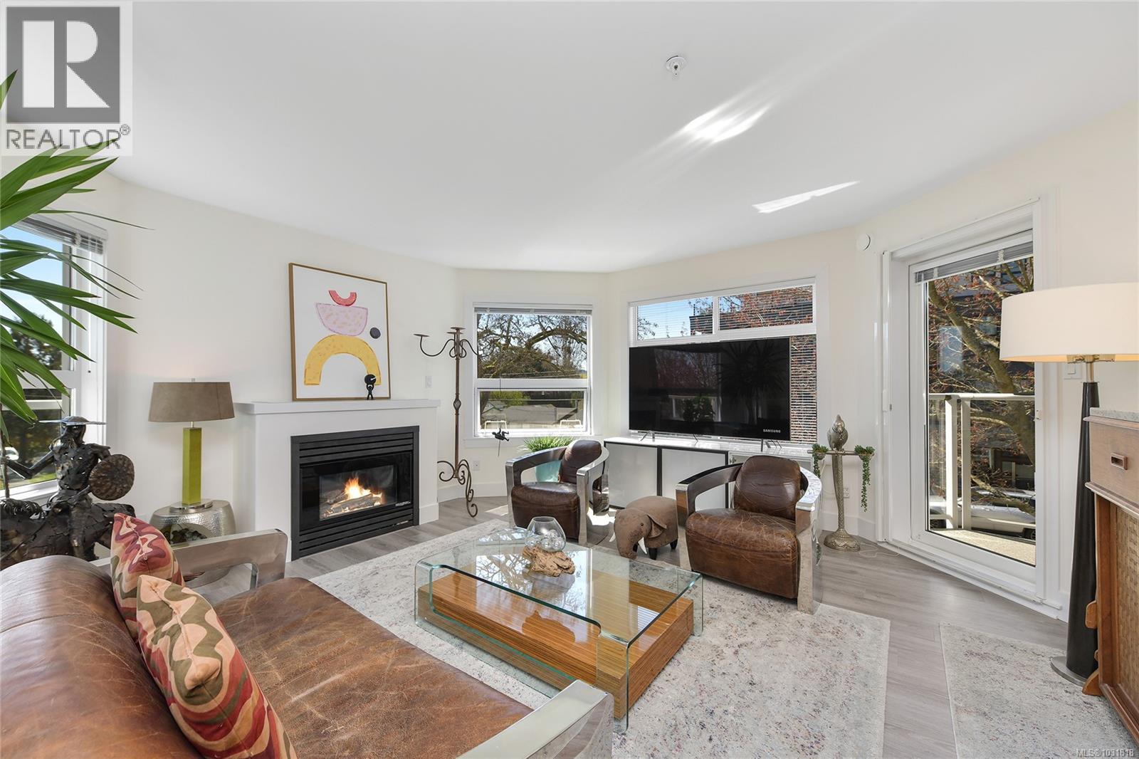 #203 2440 OAKVILLE AVE - 7