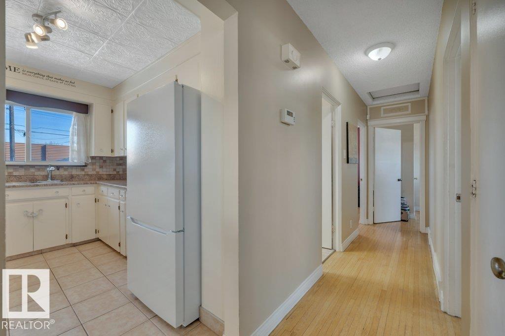 15982 110B AV NW, Edmonton