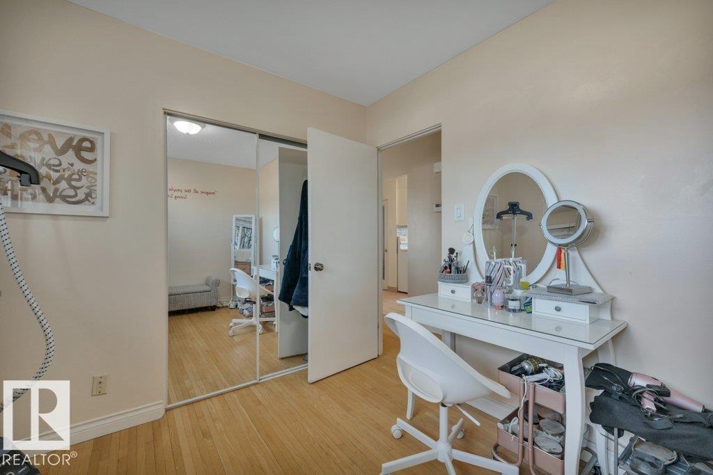 15982 110B AV NW, Edmonton