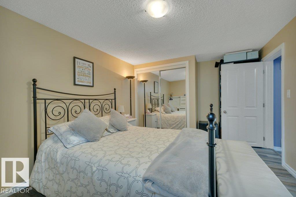 15982 110B AV NW, Edmonton