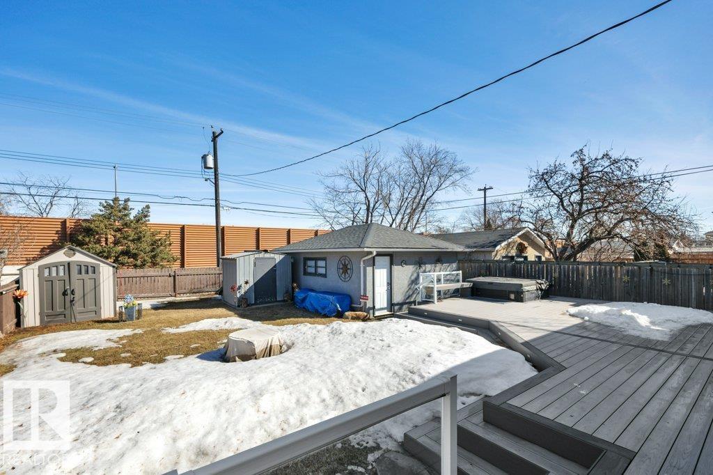 15982 110B AV NW, Edmonton