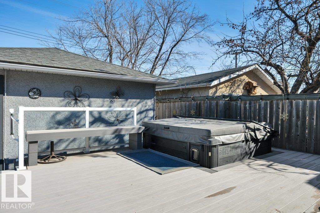 15982 110B AV NW, Edmonton