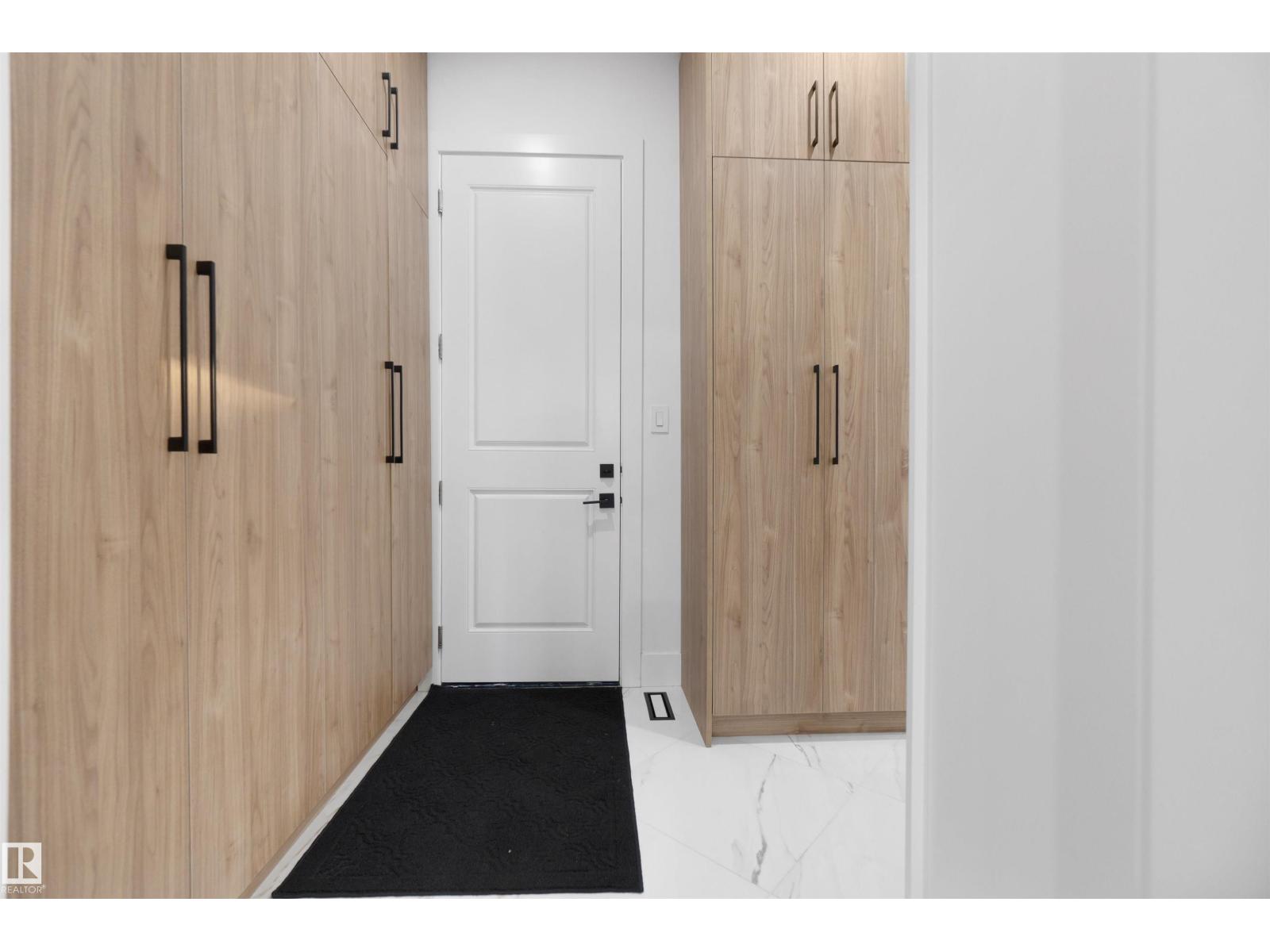 3904 GINSBURG CR NW, Edmonton