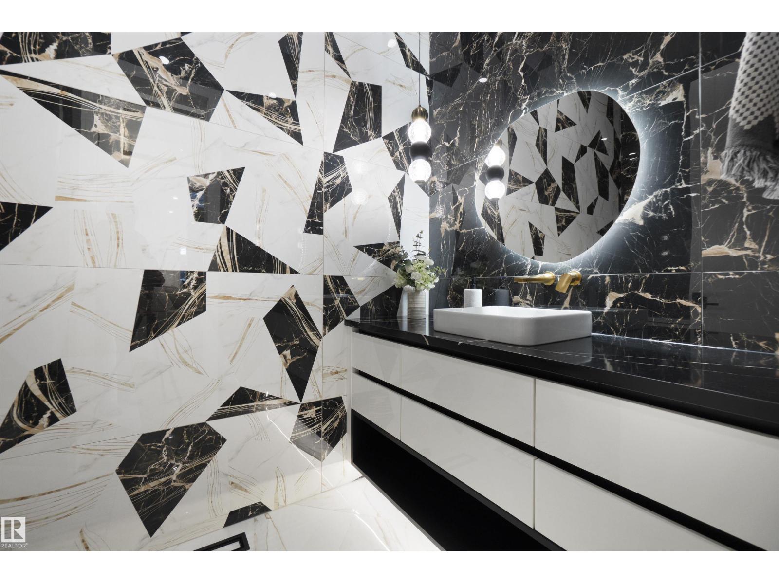 3904 GINSBURG CR NW, Edmonton