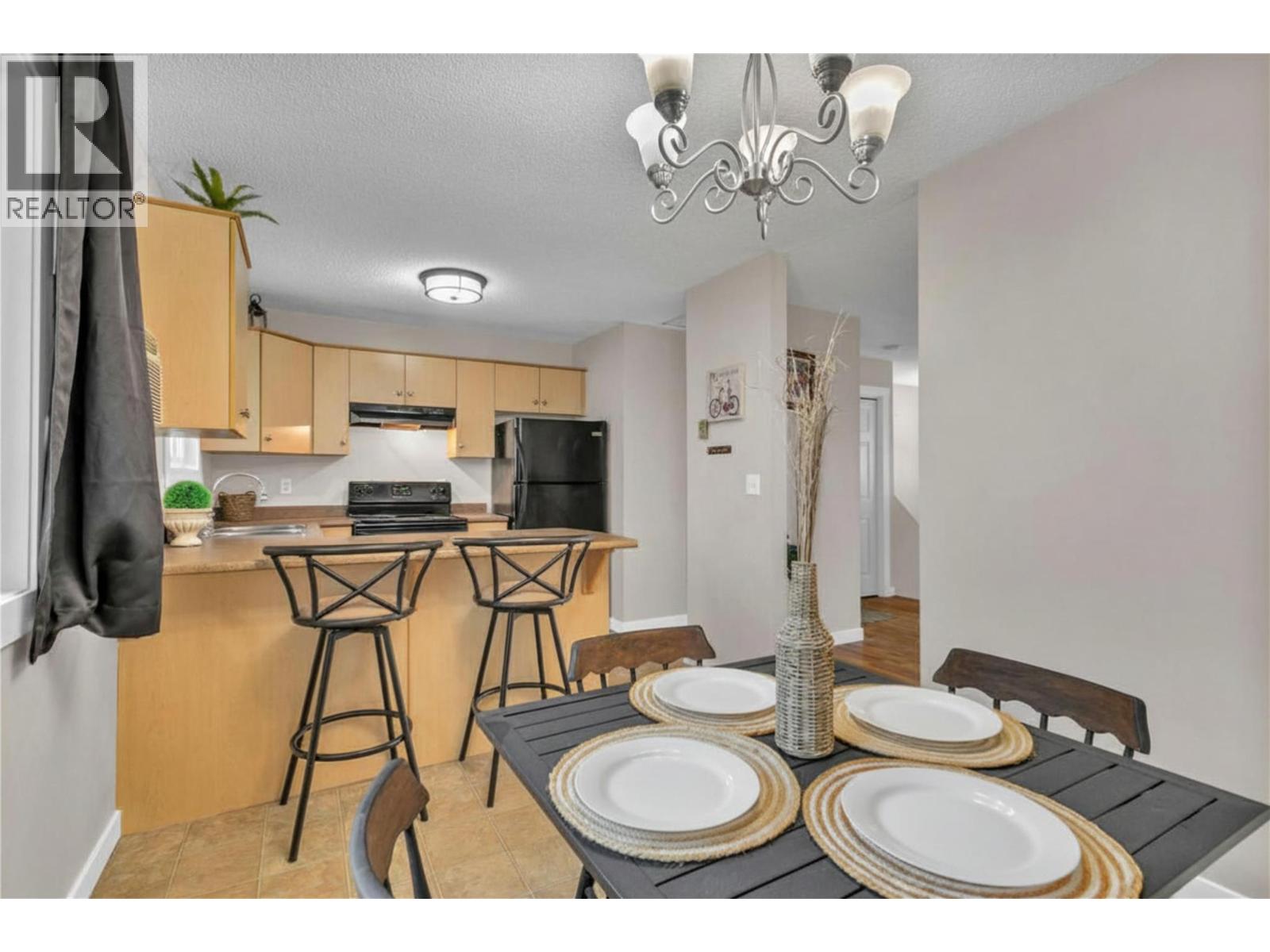 588 MCCURDY ROAD - 12