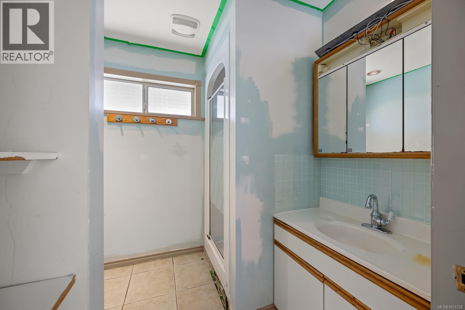 584 TORRENCE RD - 14