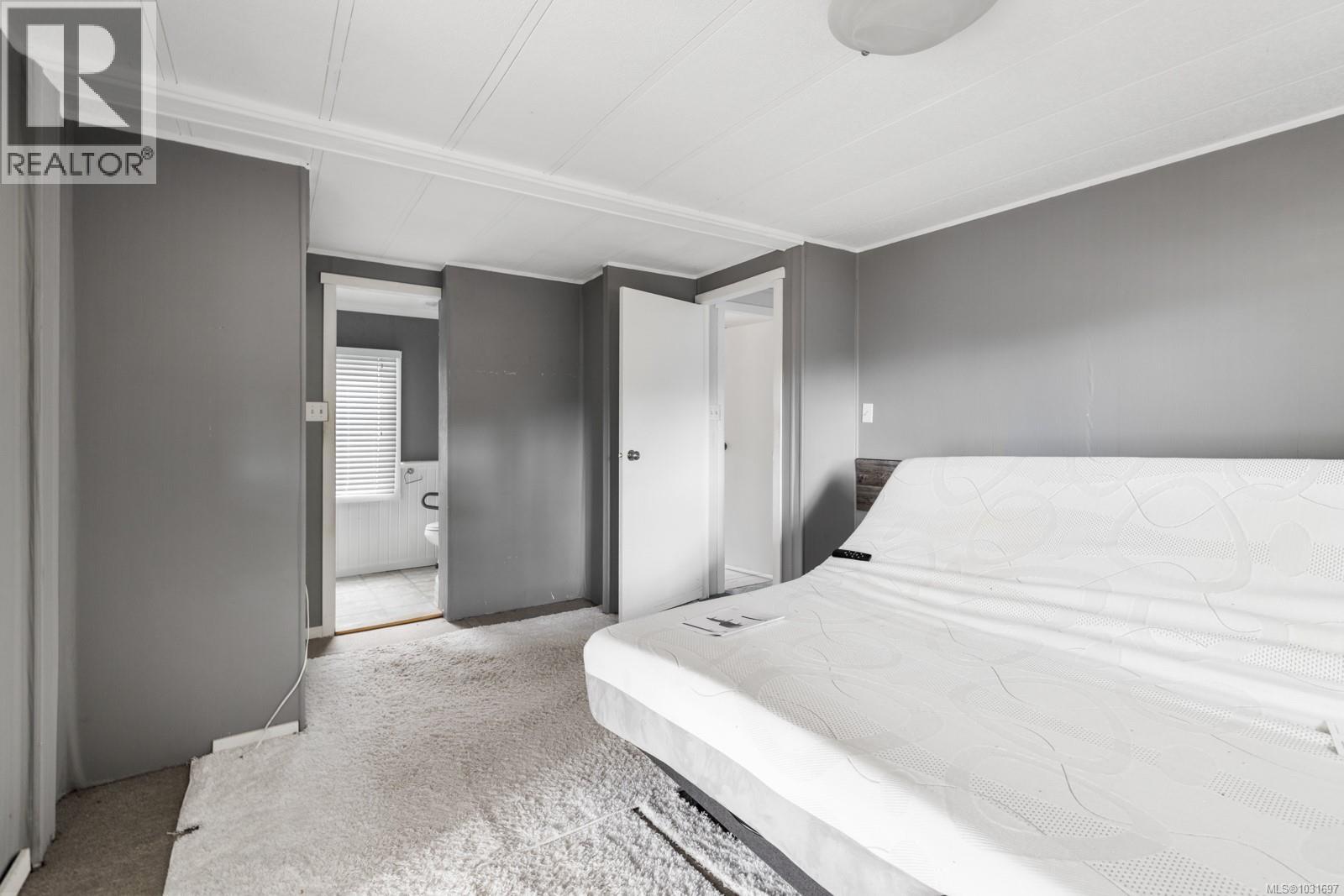 #2010 135 BRINKWORTHY RD - 12