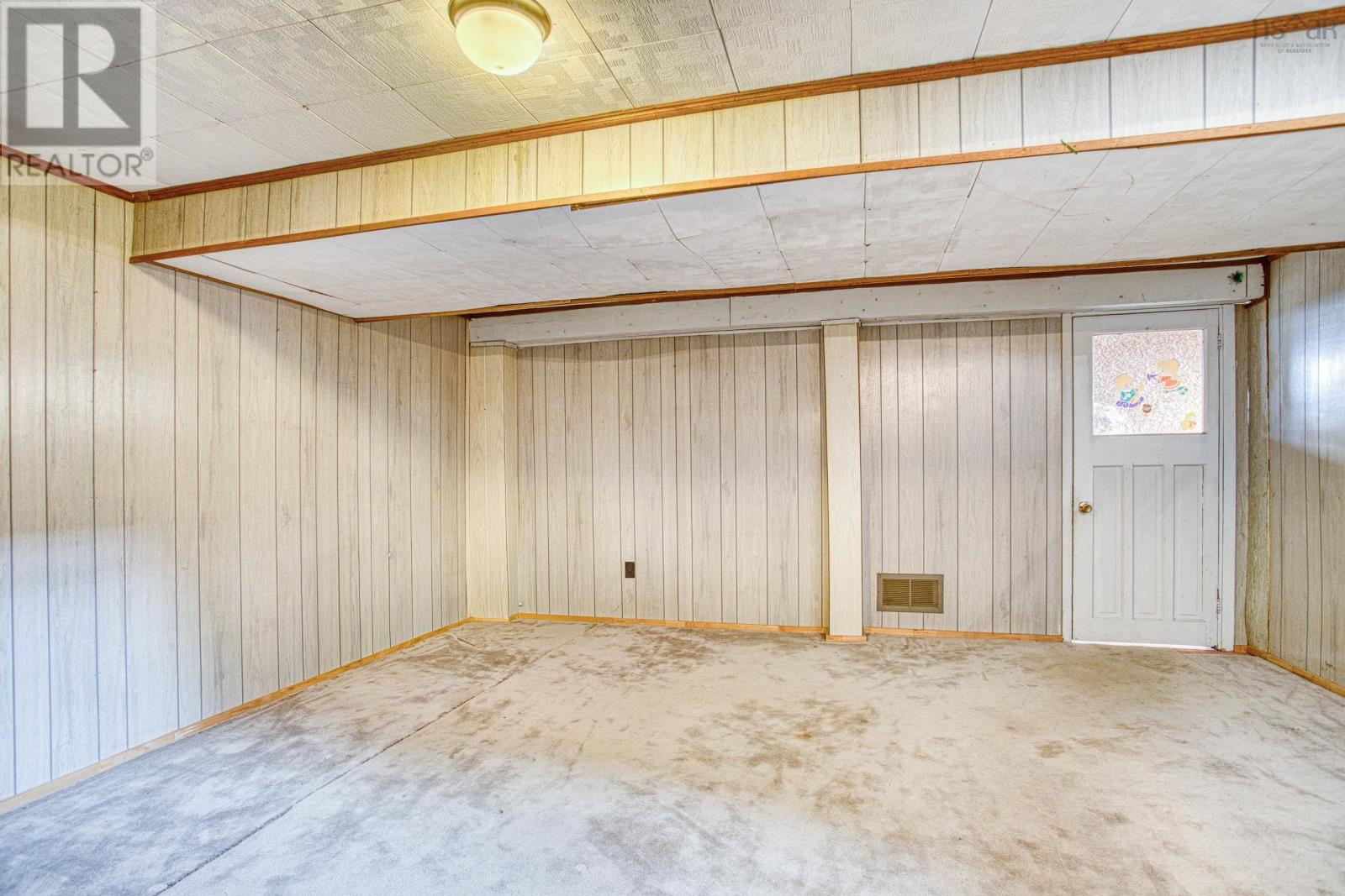 Property 43 of 46 of 1569 Cow Bay Road