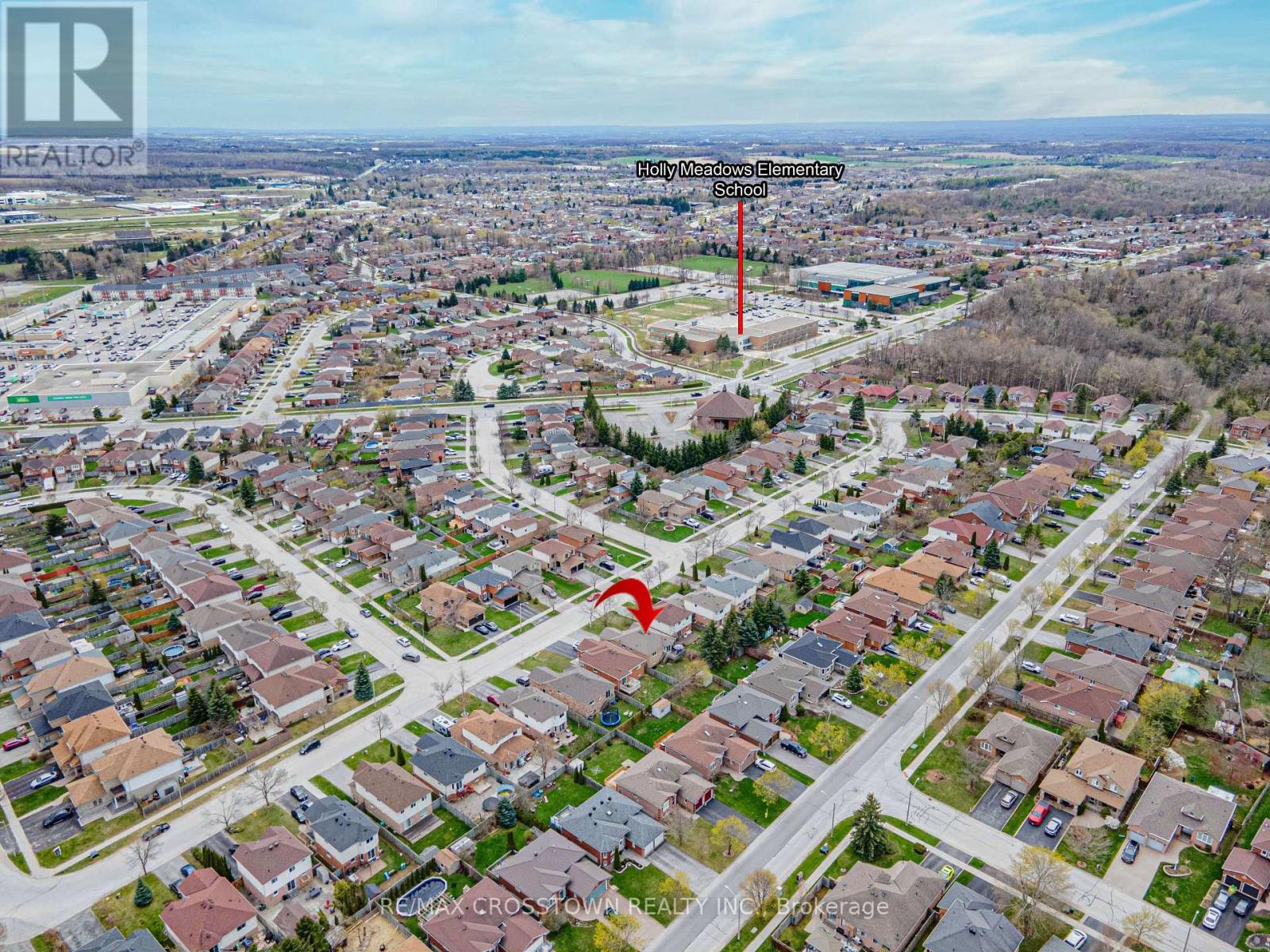 36 LESLIE AVENUE - 34