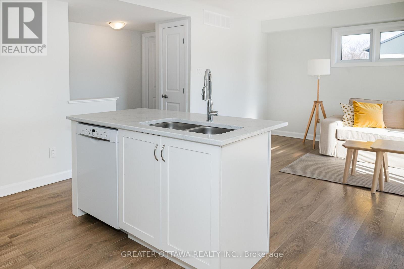 #16 415 ELDORADO PRIVATE - 6