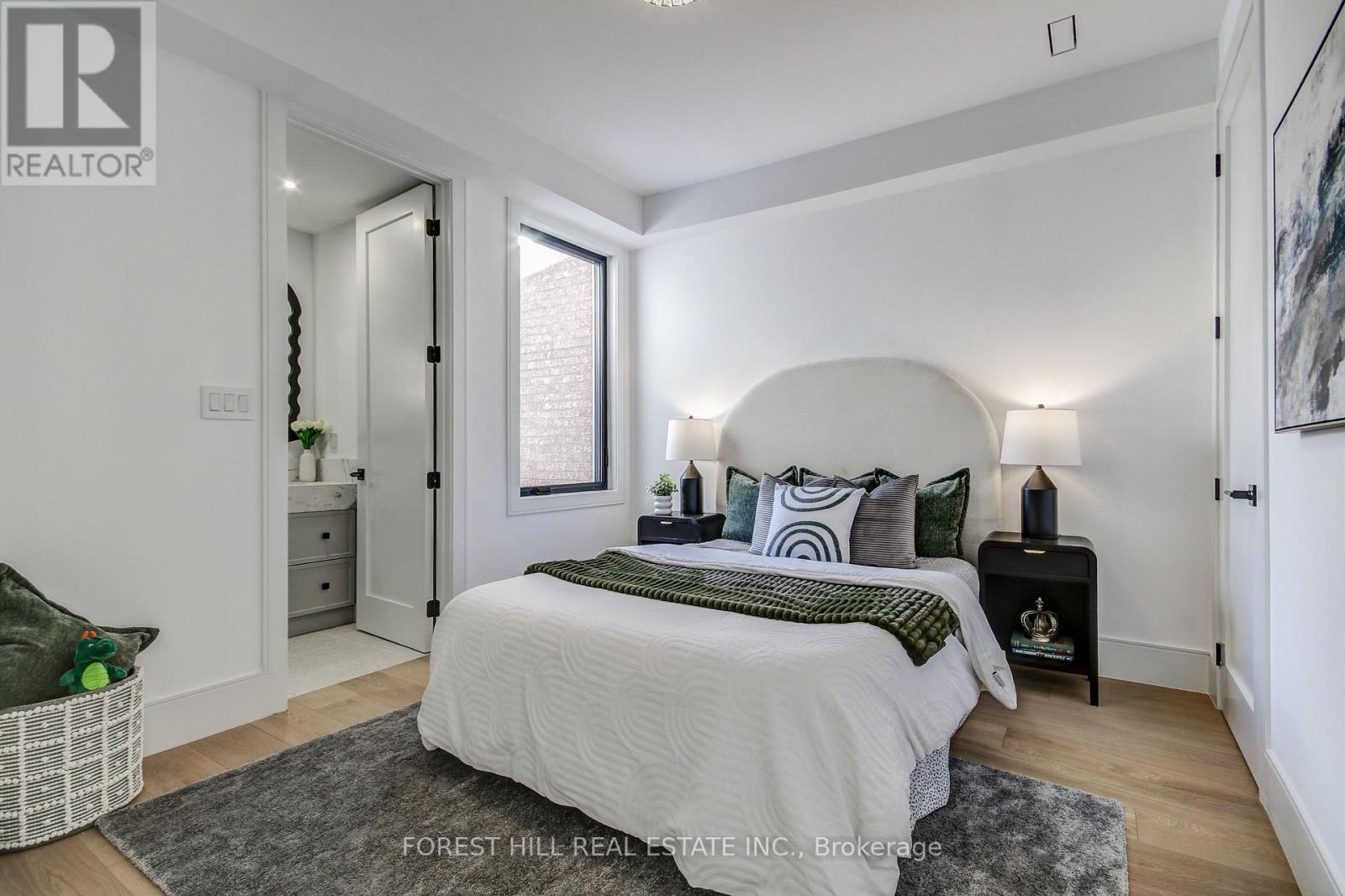 21 FOXLEY STREET - 22