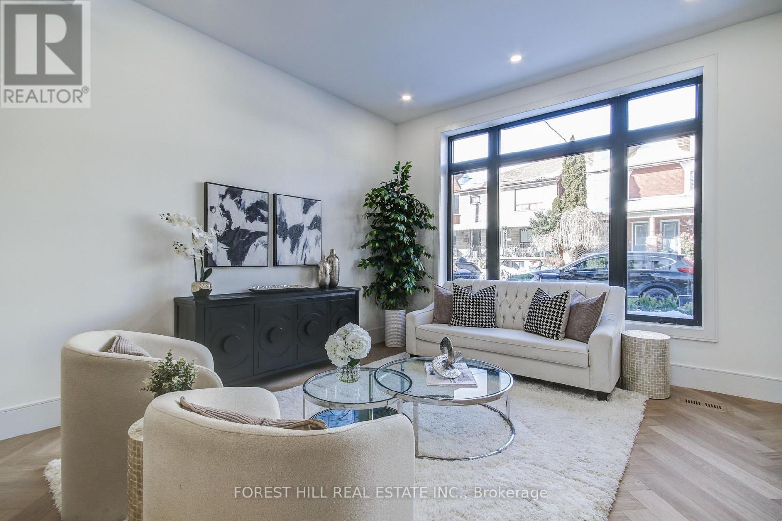 21 FOXLEY STREET - 4