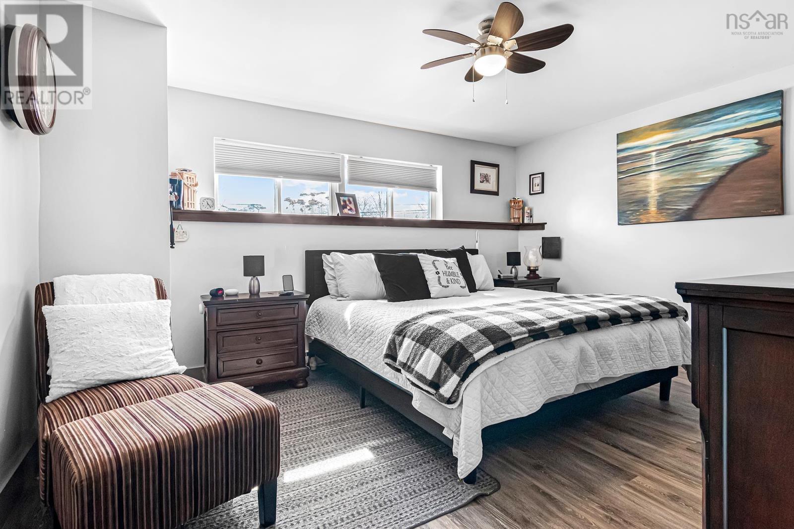 Property 34 of 42 of 69 Pinetree Crescent