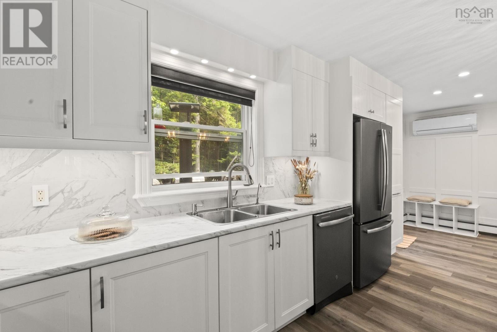 Property 11 of 41 of 579 Waterstone Run