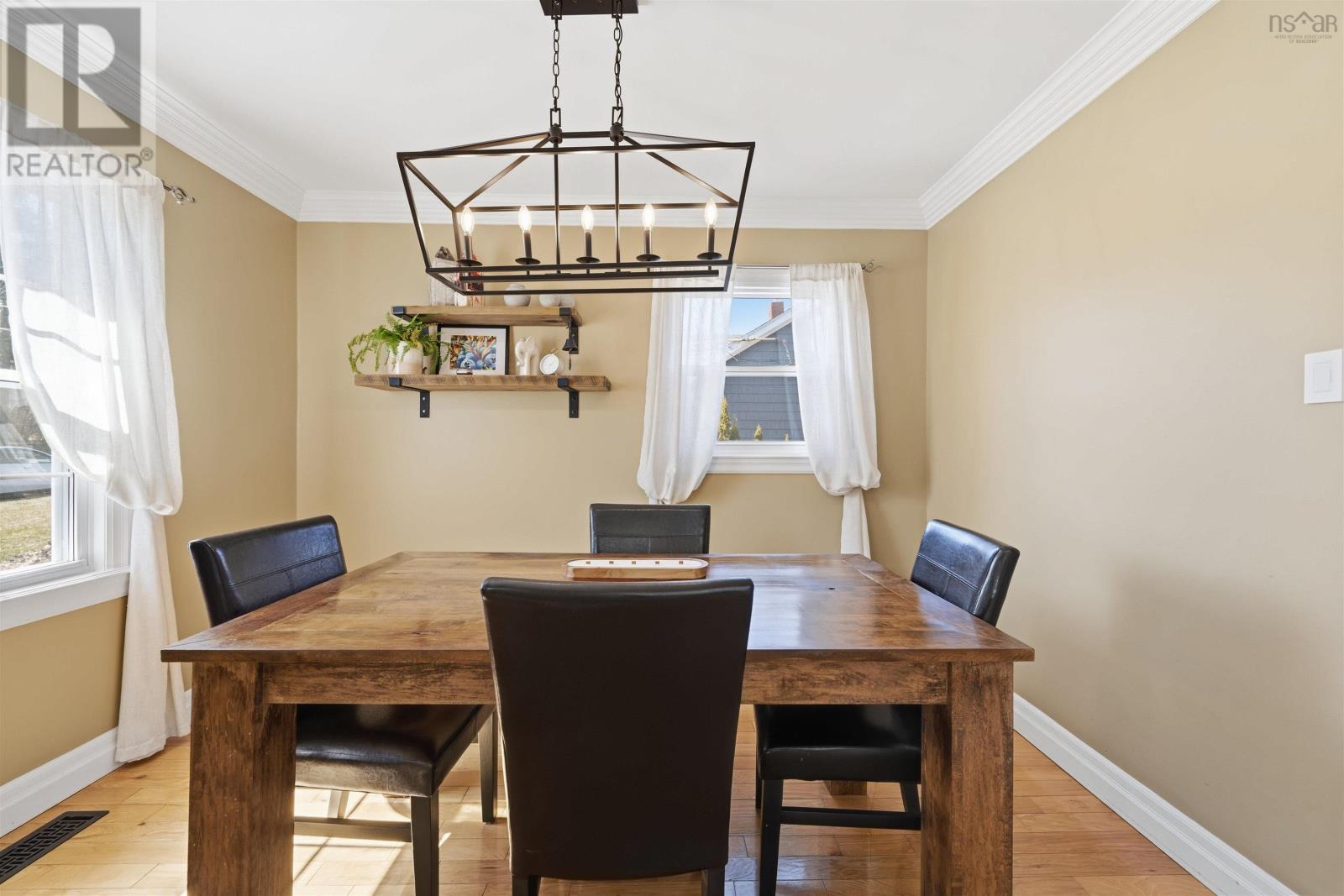 Property 39 of 50 of 21 Walker Street