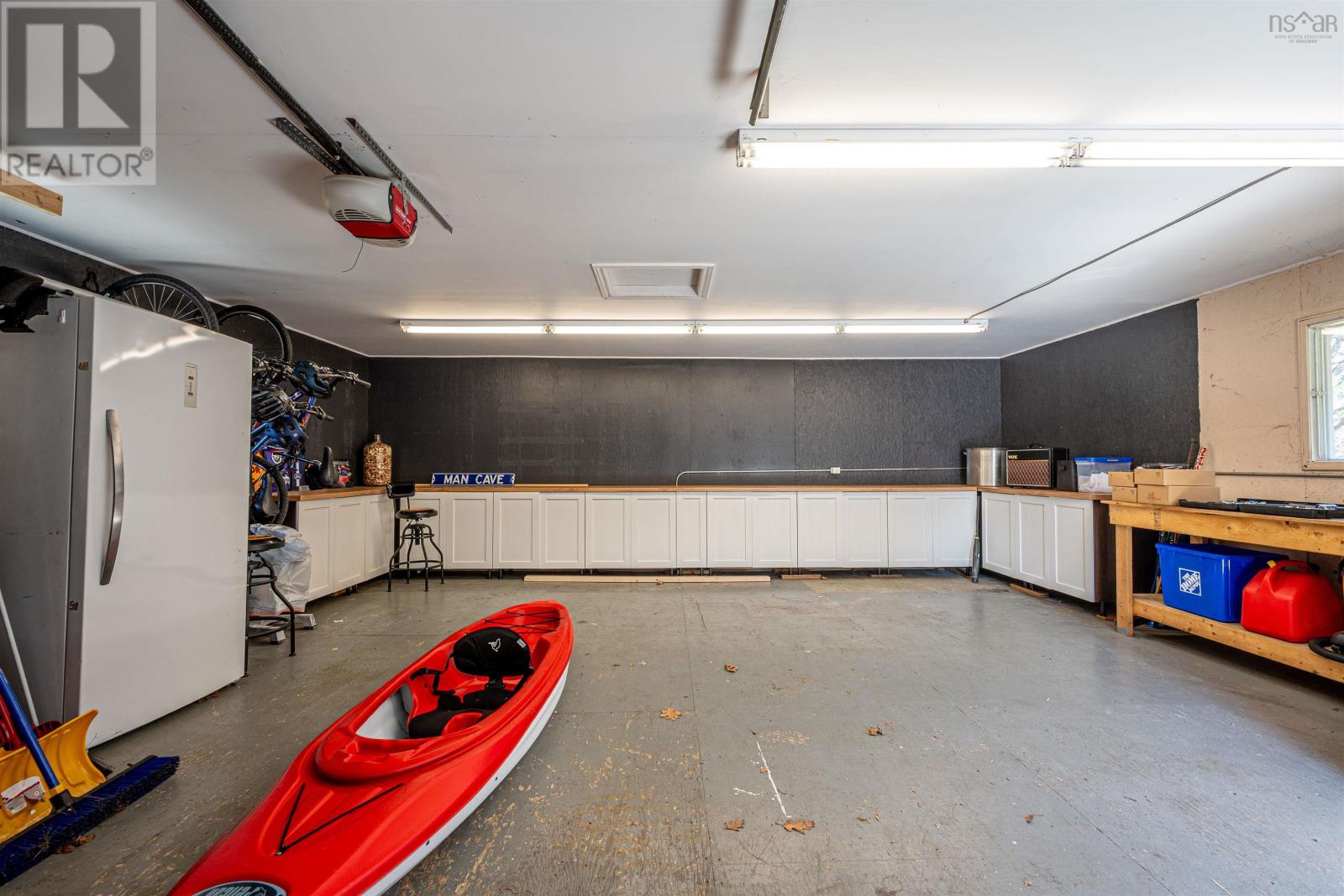 Property 26 of 50 of 21 Walker Street