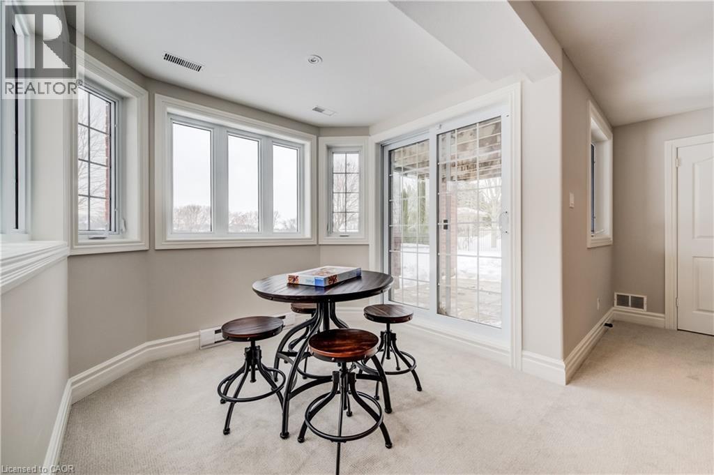 38 DEER RIDGE Crescent, Kitchener, Ontario, N2P2L3 — Photo 9