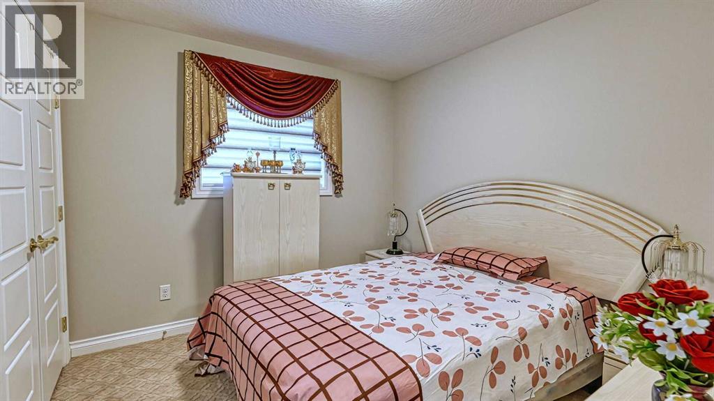 47 SADDLELAKE WAY NE - 14