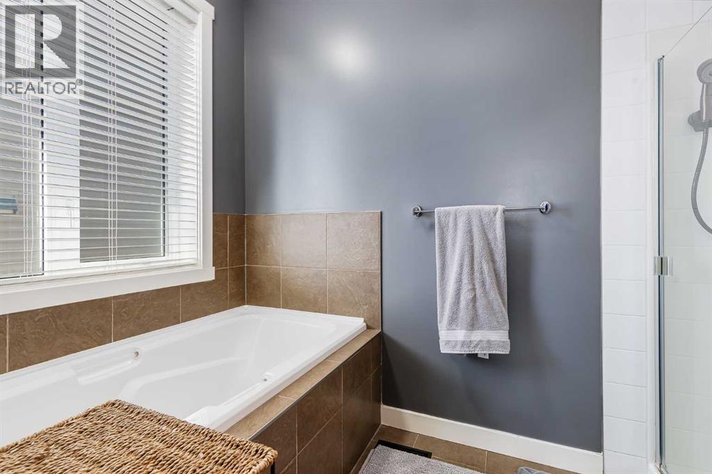 24 ELGIN MEADOWS MANOR SE - 13