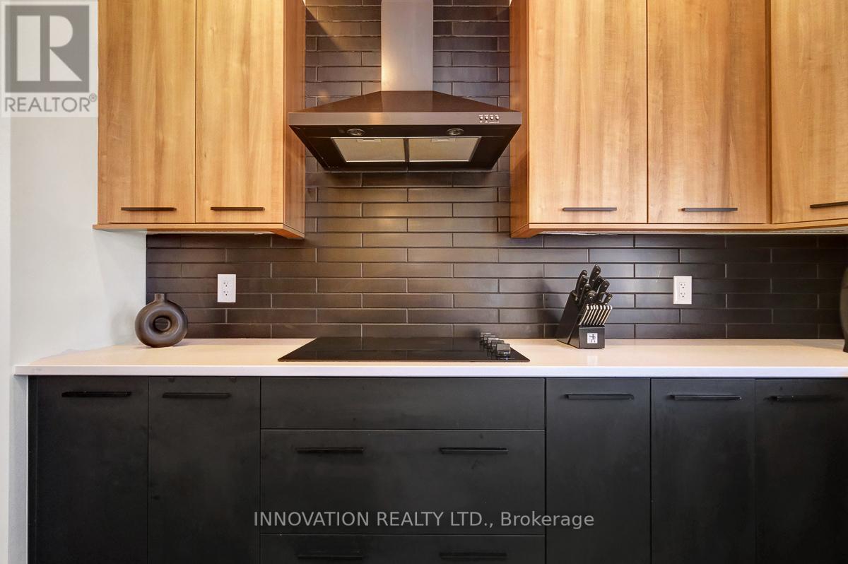 429 FERNSIDE STREET - 20